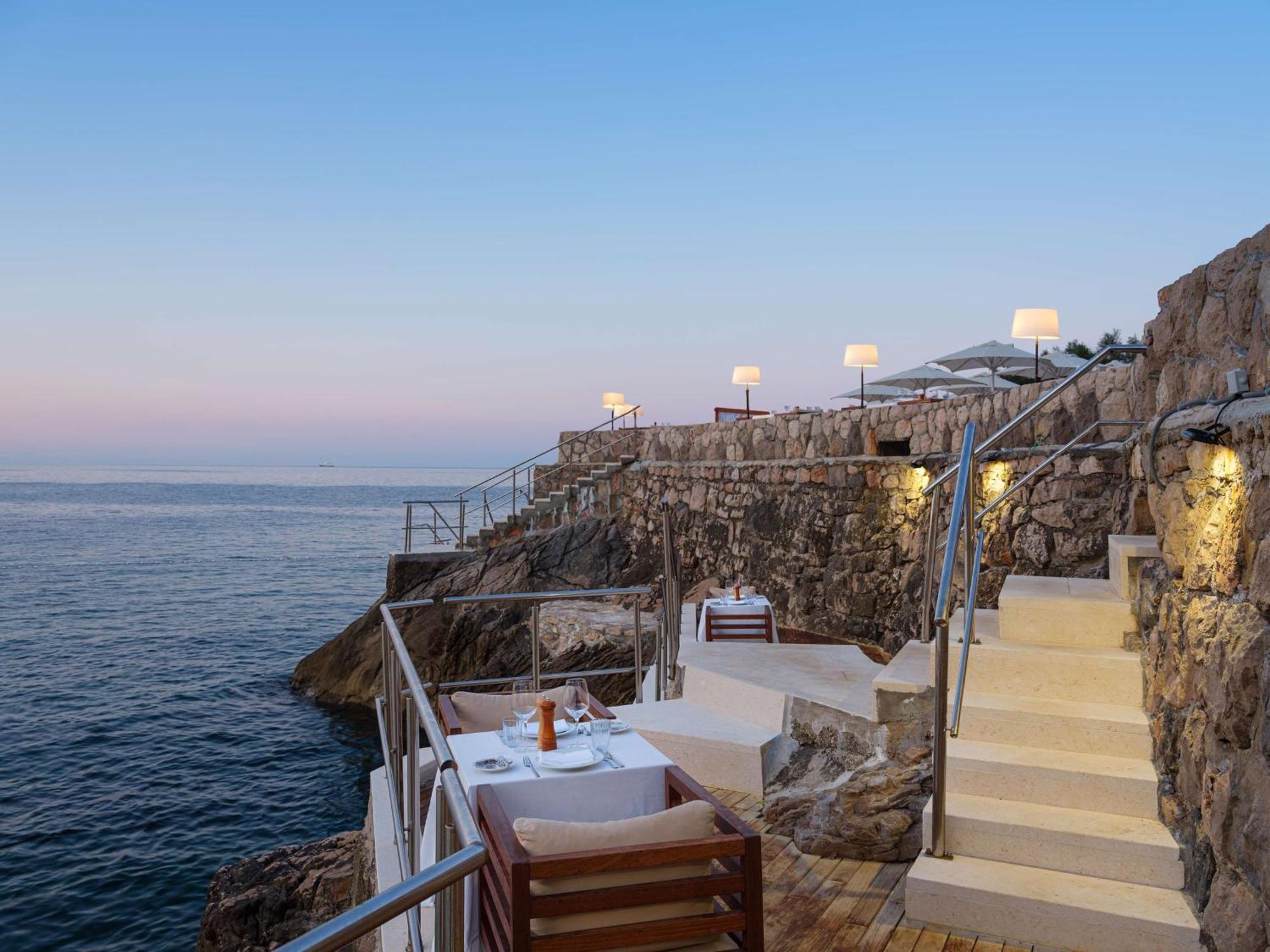 فندق ريكسوس بريميوم دبروفينك دوبروفينك المظهر الخارجي الصورة The restaurant